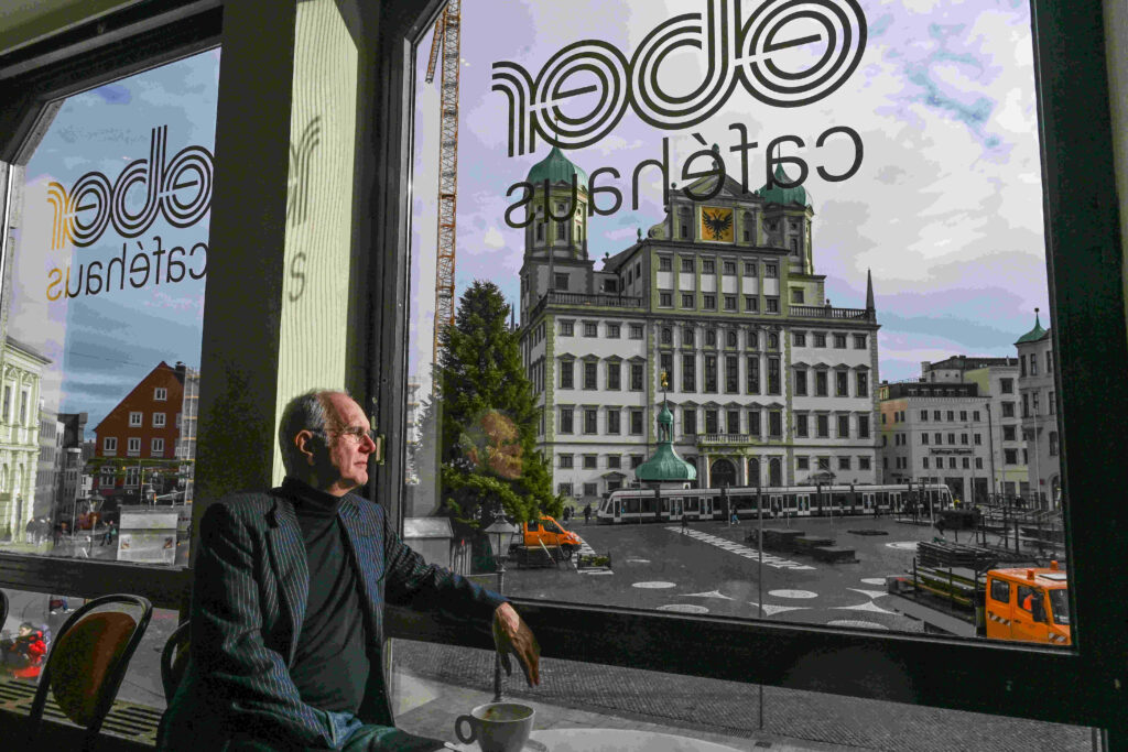 Harald Schmidt im Café Eder